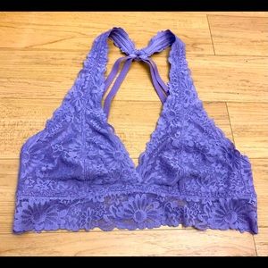 LACE HALTER BRALETTE